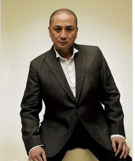 香港藝人湯鎮(zhèn)業(yè)、鐘淑慧出席南京匯城國際第三屆全球抗衰老發(fā)布會