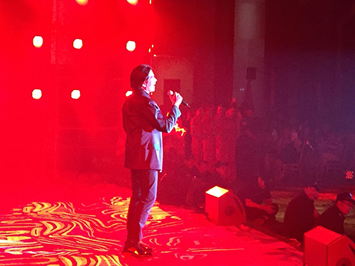 費翔助陣阜陽萬達廣場大商業(yè)亮燈盛典