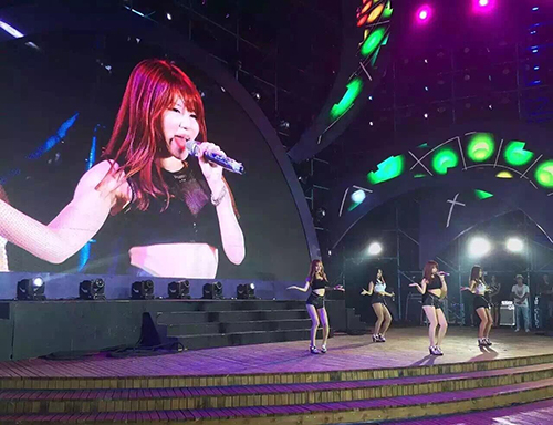 韓國女團4X出席西安迪比斯歡樂水世界活動