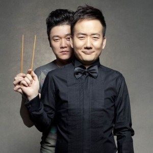 人氣組合筷子兄弟與經(jīng)濟學(xué)家楊東、左曉蕾參加馬來西亞活動