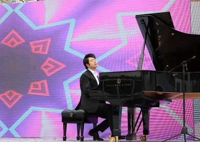 首屆武隆懶壩國際大地藝術(shù)季開幕！郎朗徐崢現(xiàn)身助陣