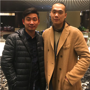 耿斯?jié)h與經(jīng)紀人李志